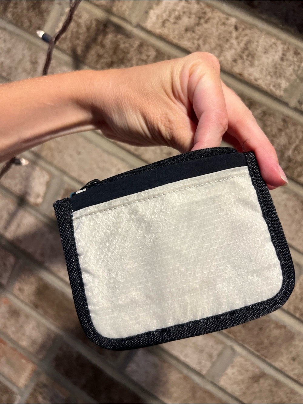 Lululemon True Identity Card Case - Picture 11 of 14
